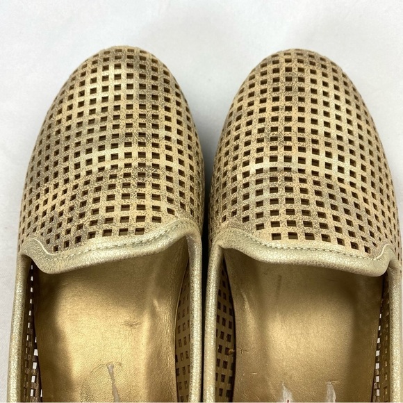 ME TOO Yale Slip On Loafer Laser Cut Rubbed Gold Size 6M (EUC) - Picture 8 of 11